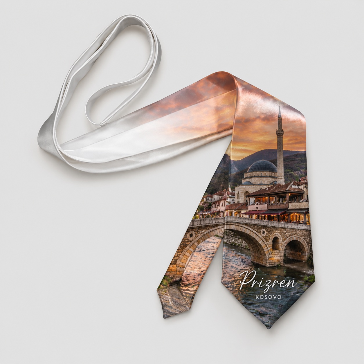 Kravatë Elegante e Personalizuar për të Rritur, e Bardhë me Shkëlqim (Saten)