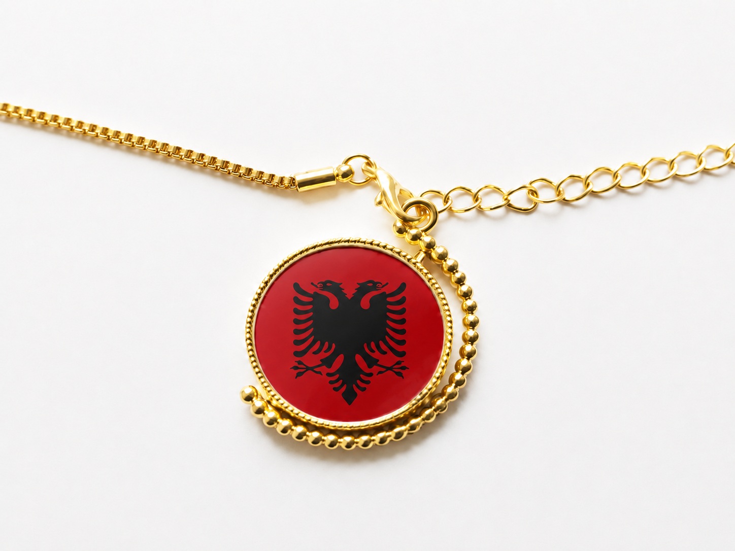 Varëse e Personalizuar me Zinxhir Ari në dy anët, Formë Hëne e Harkuar me Rruaza