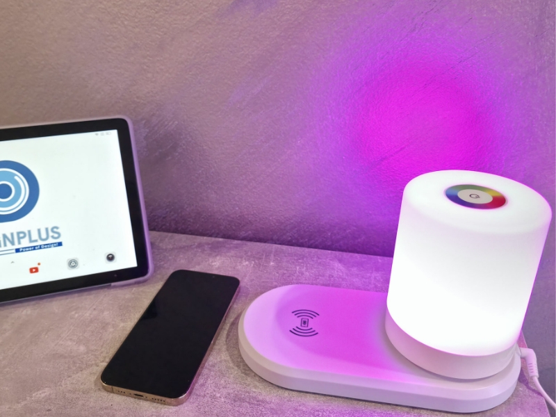 Karikues Wireless me Llambë LED, me ndriçim modern LED/RGB, për shtëpi, familje dhe siguri, ngjyrë e bardhë