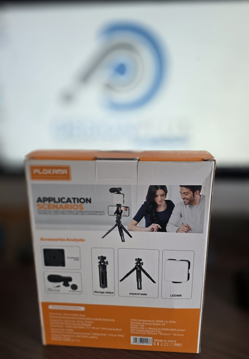 Aksesor praktik Plokama Video-Making Kit PK-772, me dizajn modern dhe funksional, për krijim përmbajtjeje dhe video, ngjyrë e zezë