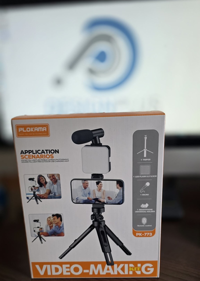 Aksesor praktik Plokama Video-Making Kit PK-772, me dizajn modern dhe funksional, për krijim përmbajtjeje dhe video, ngjyrë e zezë